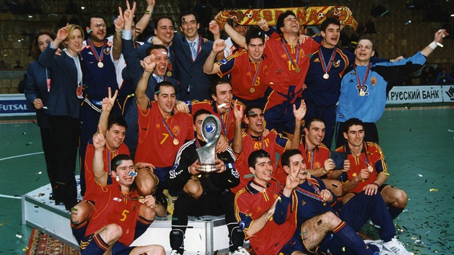 España recuperó el trono en 2001