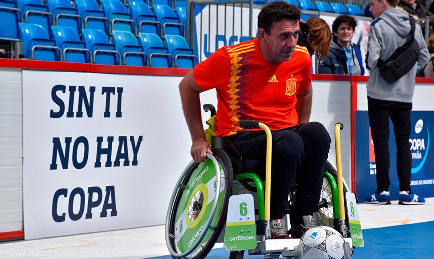 Jugador de A-Ball durante una exhibición