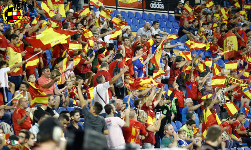 Vista de las gradas del estadio José Rico Pérez de Alicante