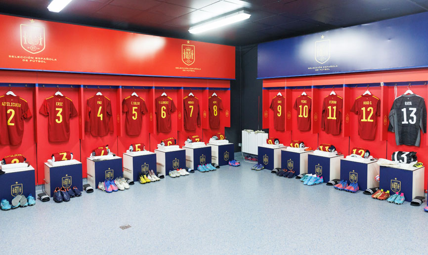 Vestuario de la Selección Española en Riazor