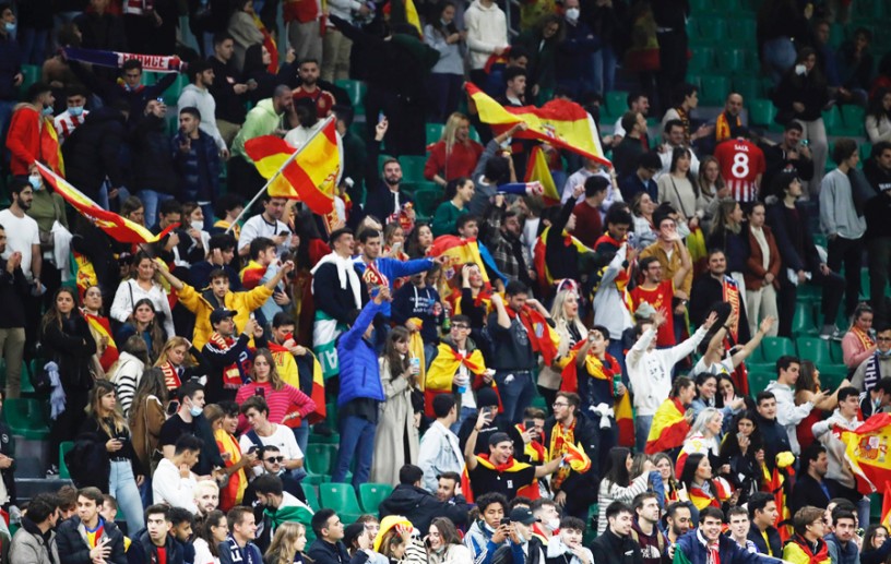 Los aficionados de la Selección en el estadio de San Siro