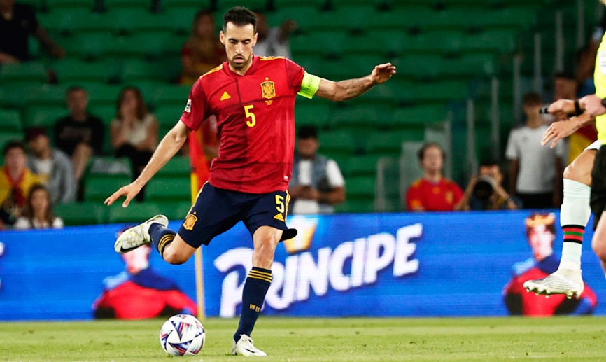 Sergio Busquets alcanzó ante Portugal los 134 partidos vistiendo la camiseta española