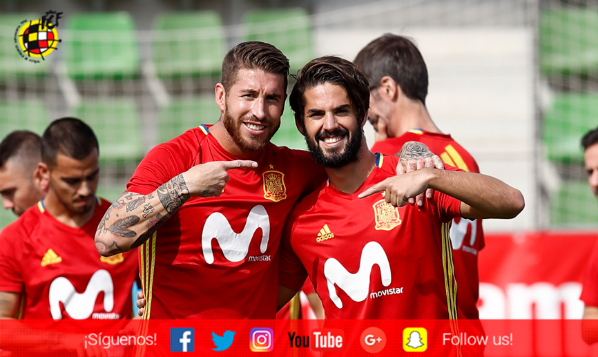 Ramos e Isco en el entrenamiento de la Selección