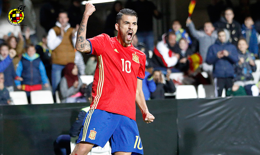 Dani Ceballos celebra su primer gol en Cartagena ante Eslovaquia