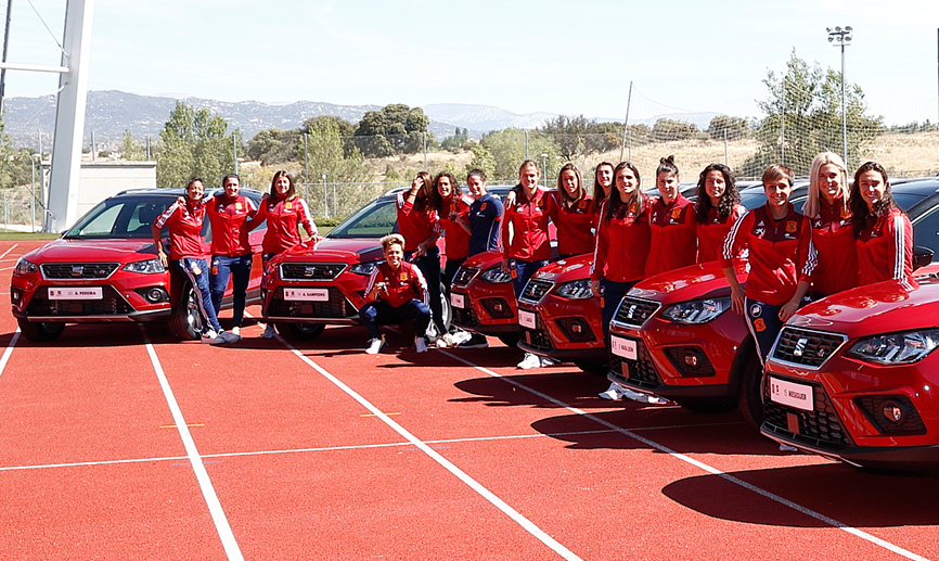 Las jugadoras de la Selección femenina conducirán un SEAT Arona FR