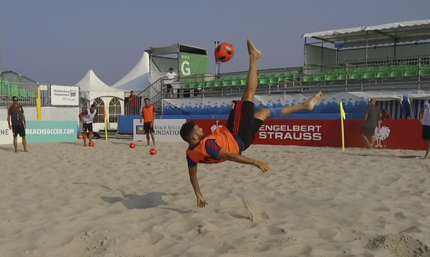 VÍDEO | ¿Serías capaz de hacer estas chilenas?