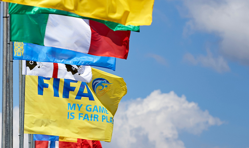 Banderas de los participantes de la Liga Europea de Fútbol Playa