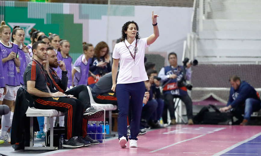 Clàudia Pons durante el partido contra Rusia