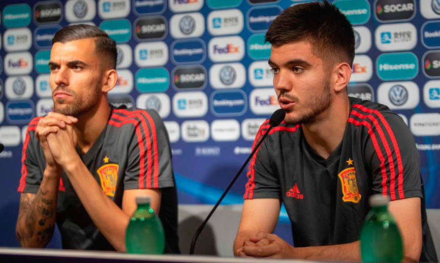 Los internacionales, Dani Ceballos y Martín Aguirregabiria, han atendido a los medios de comunicación