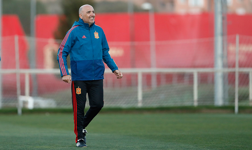 España demuestra su superioridad ante Eslovaquia (0-3)