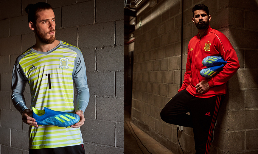 David de Gea y Diego Costa posan con las nuevas botas adidas X 18