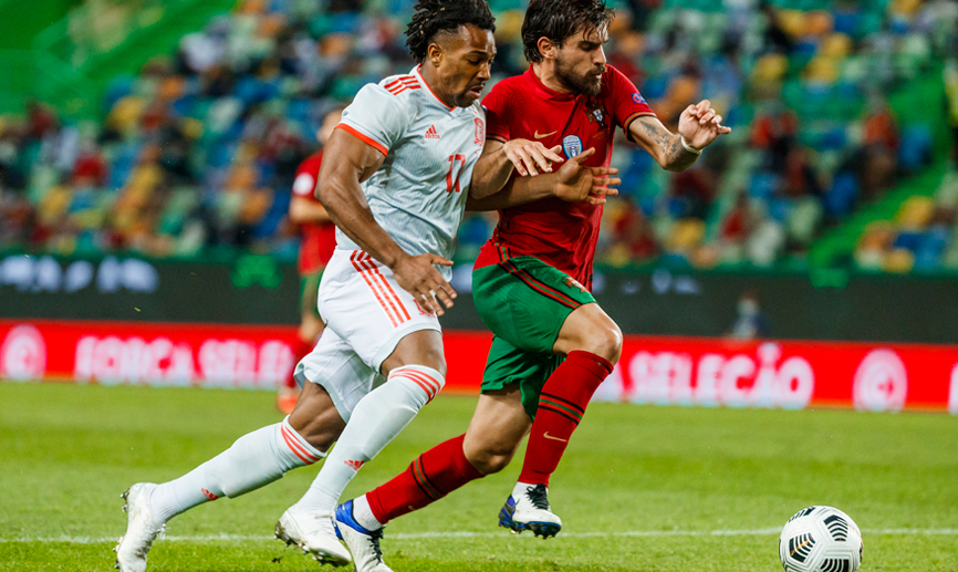 Adama Traoré en su primer partido con la Selección española 