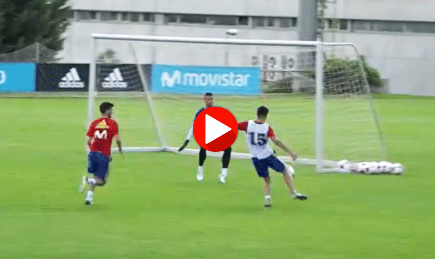 ​ ¡Conexión brutal Merino-Soler con volea imparable!