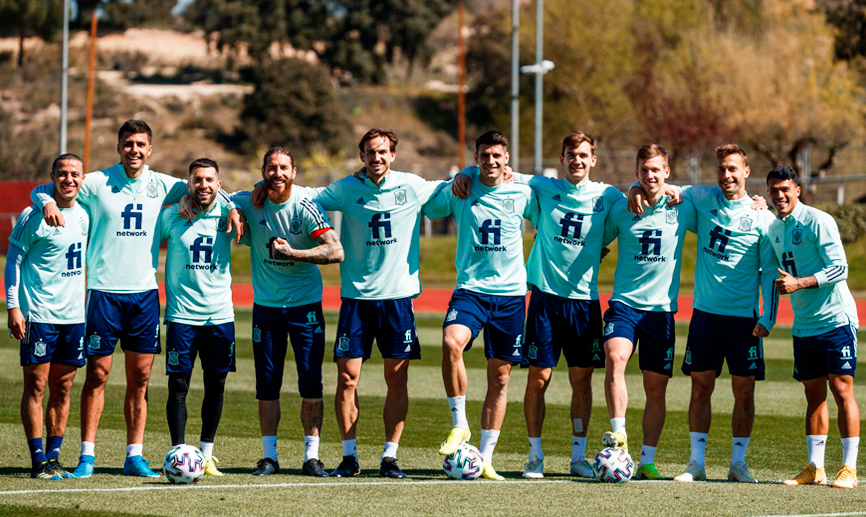 Los jugadores de la Selección española durante un entrenamiento en la Ciudad del Fútbol