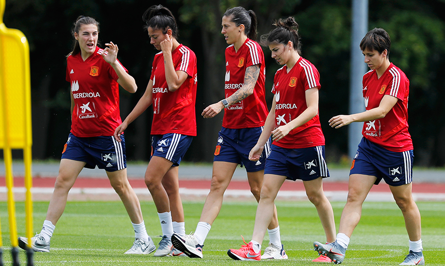 Las jugadoras de la Selección se entrenan este martes en El Havre