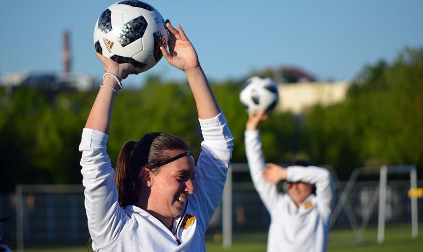 Eva Navarro en el entrenamiento de España