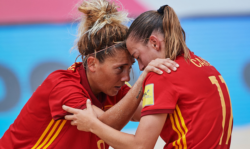 Las jugadoras de la Selección española celebran un tanto
