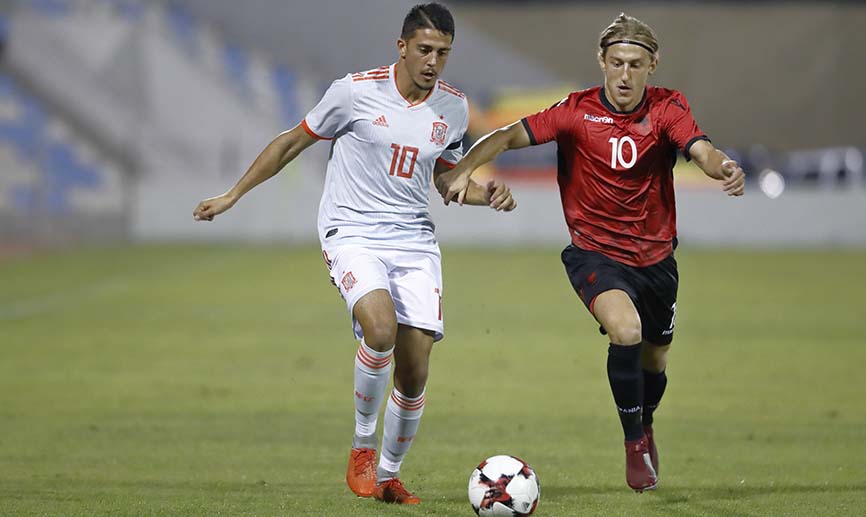 Clasificación | España sigue líder a falta de una jornada