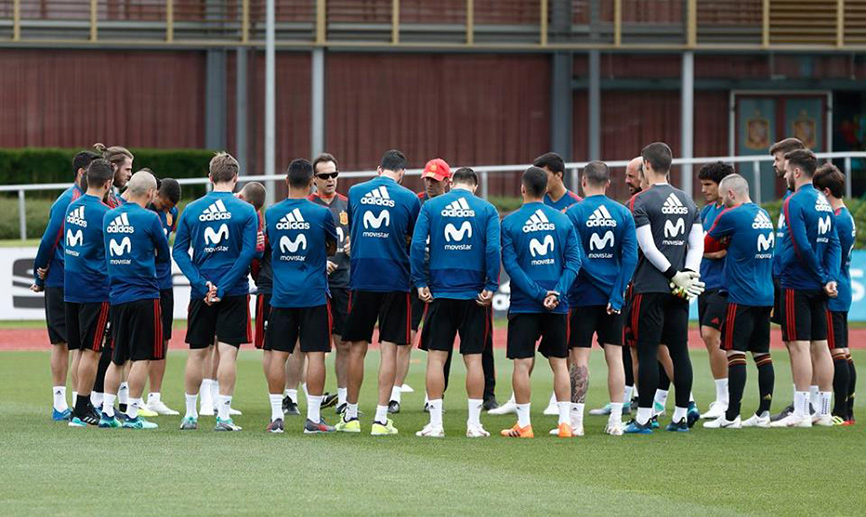La selección entrenando en la Ciudad del Fútbol de Las Rozas