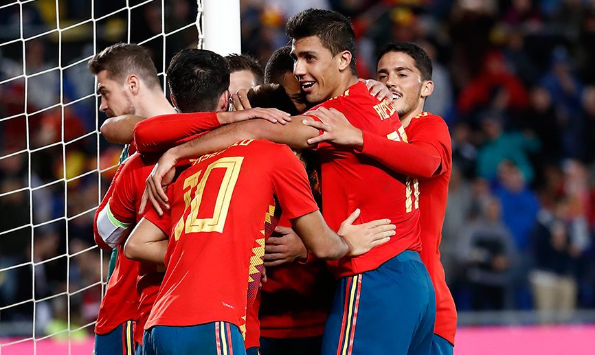 Alegría de los jugadores jóvenes de la Selección española