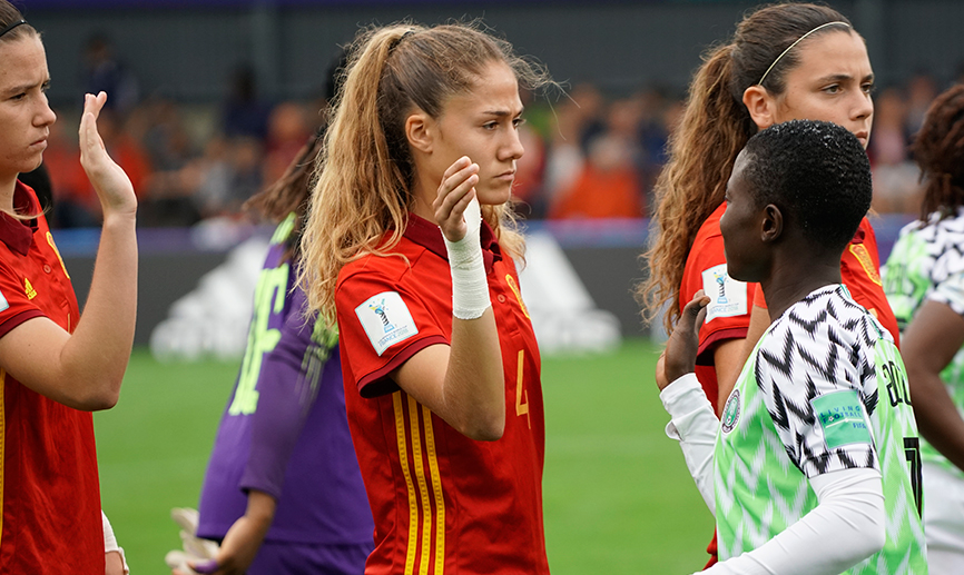 Momentos previos al partido entre España y Nigeria disputado en Concarneau