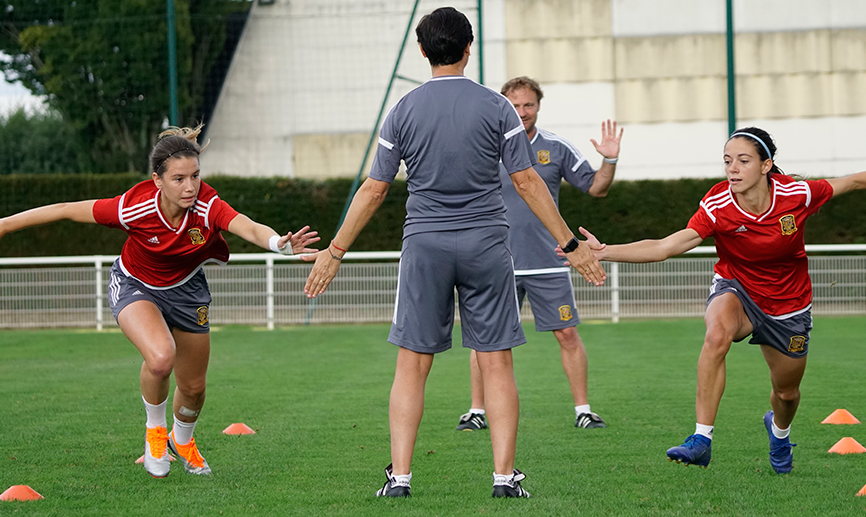 La Selección española Sub-20 femenina se entrena en Francia