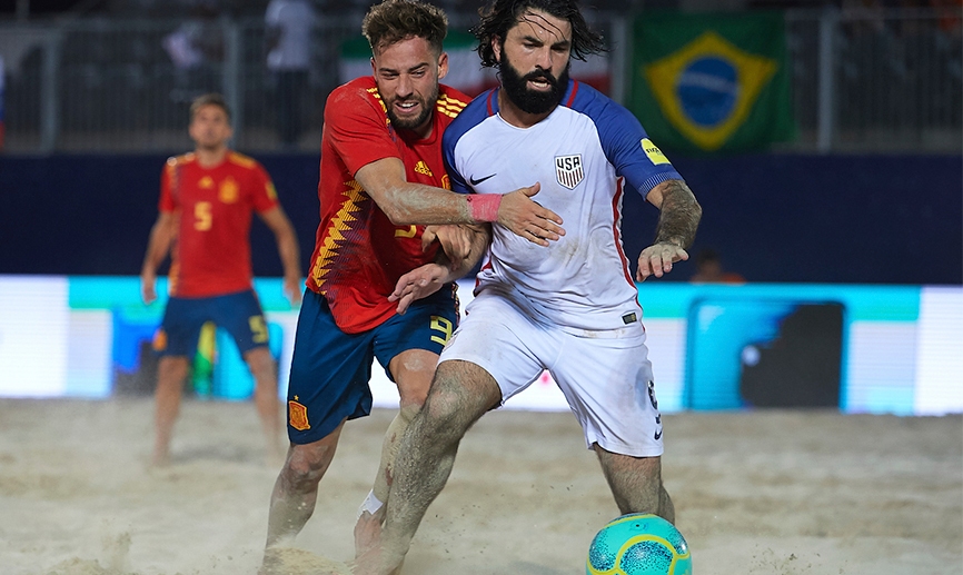 Momento del partido entre Estados Unidos y España jugado en Dubái 