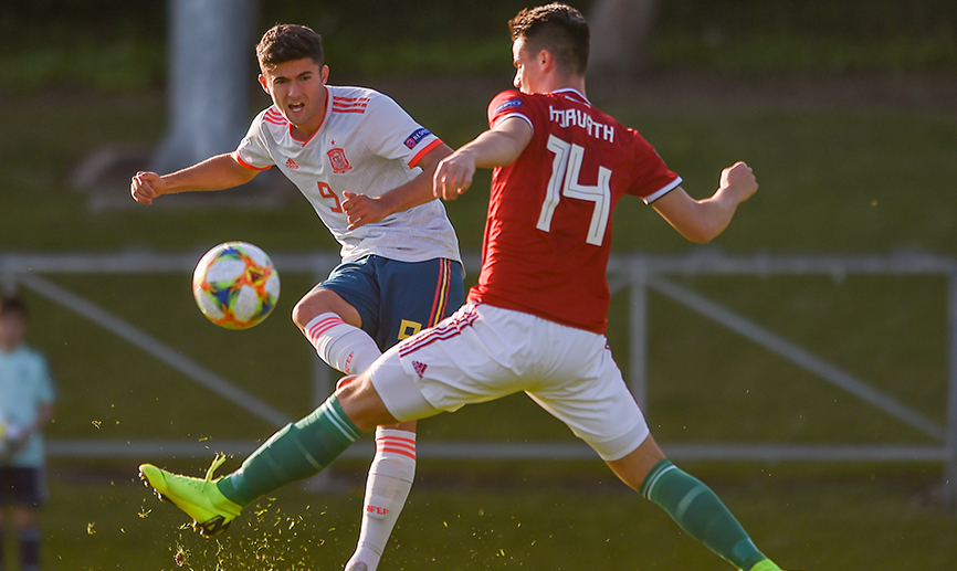 Jordi en el momento del gol de España