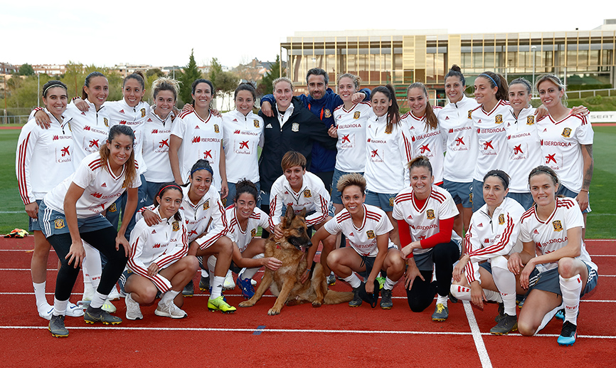 "Héroes de 4 patas" en la Ciudad del Fútbol