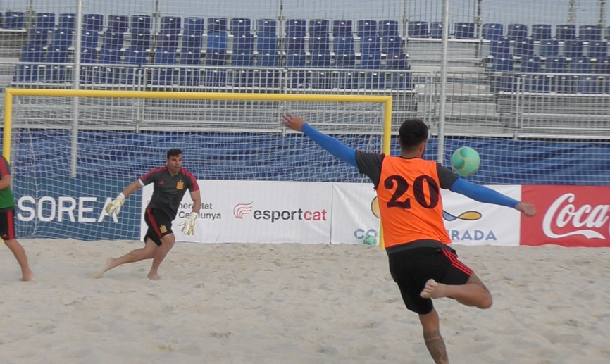 Un jugador TOTAL de la Selección de Fútbol playa... Javi Torres