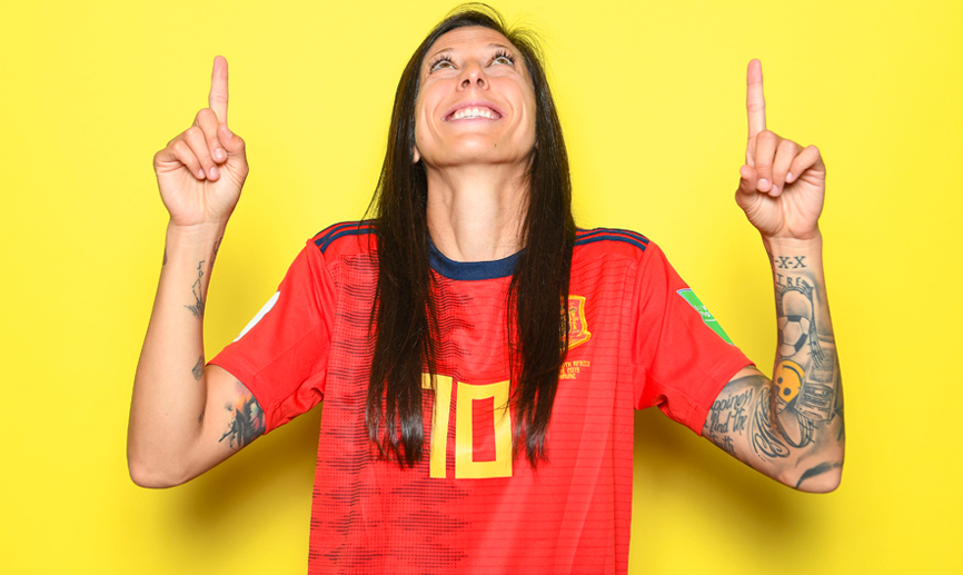 Jennifer Hermoso se fotografía antes del Mundial de Francia