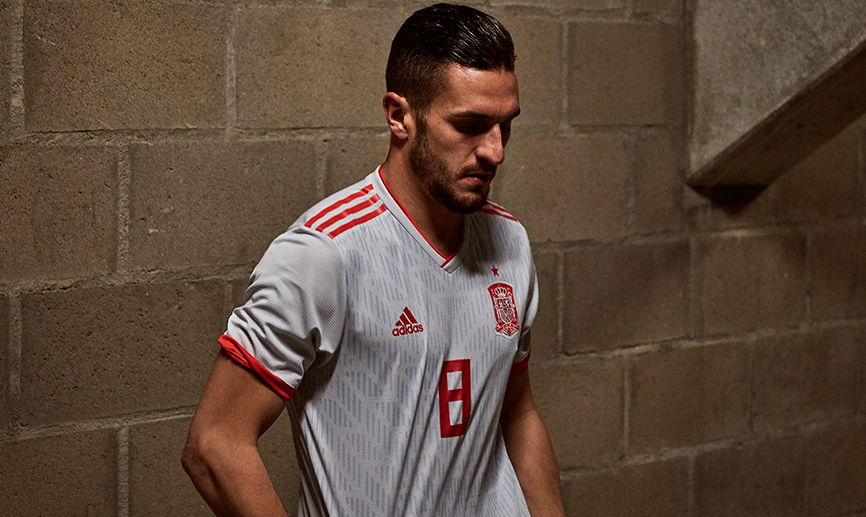 Koke estrena la nueva camiseta de la Selección