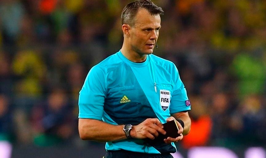 Björn Kuipers, árbitro del España-Italia