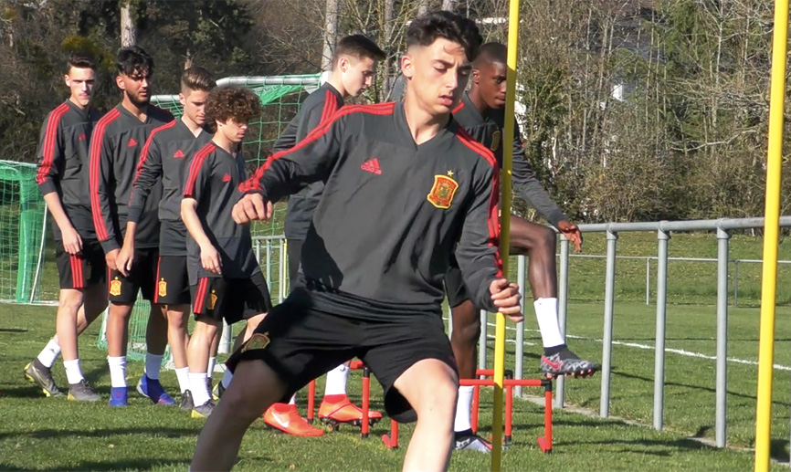 Los jugadores españoles en un momento del entrenamiento