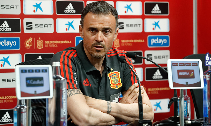 Luis Enrique en la sala de prensa de Mestalla