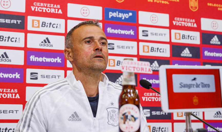 El seleccionador nacional, Luis Enrique Martínez, comparece en rueda de prensa