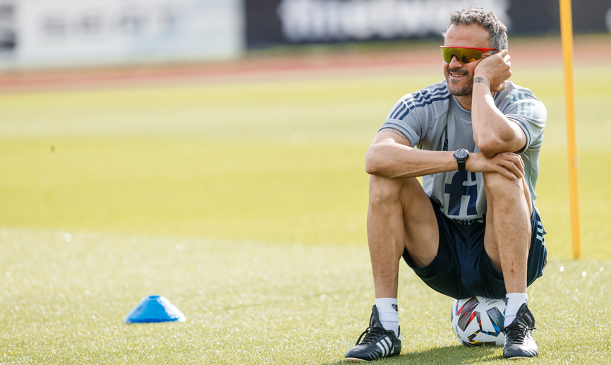 Quédate con quien te mire como Luis Enrique a sus jugadores