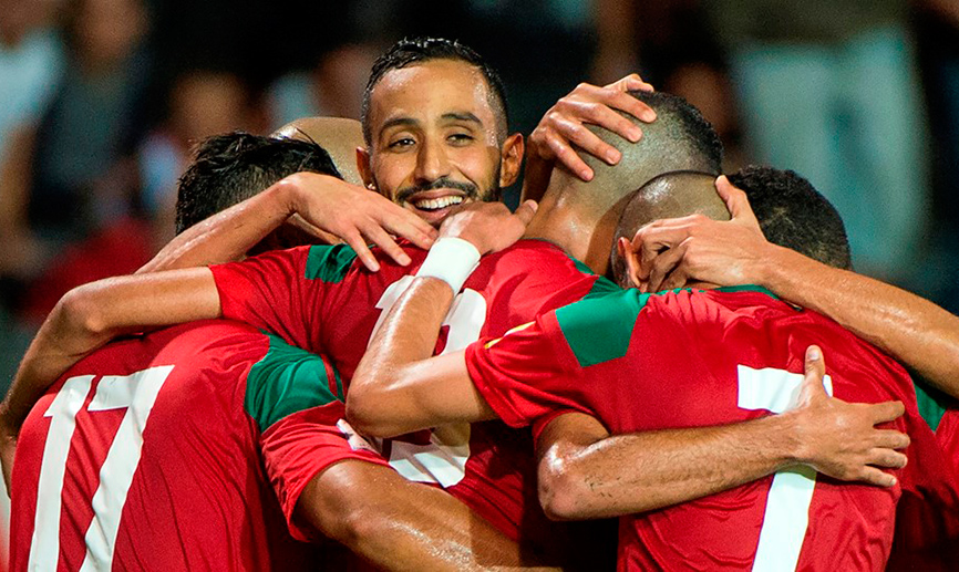 Los jugadores de Marruecos celebran un gol