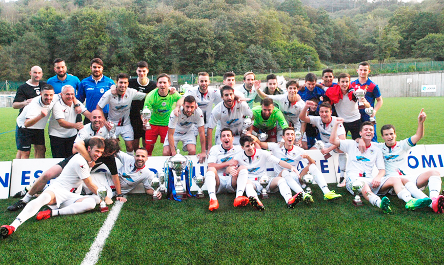 La UP de Langreo celebra su título autonómico de la Copa RFEF en Asturias