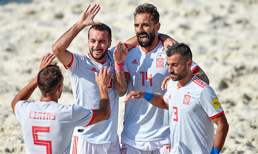 Sube el volumen y escucha un golazo como si fueras parte de él