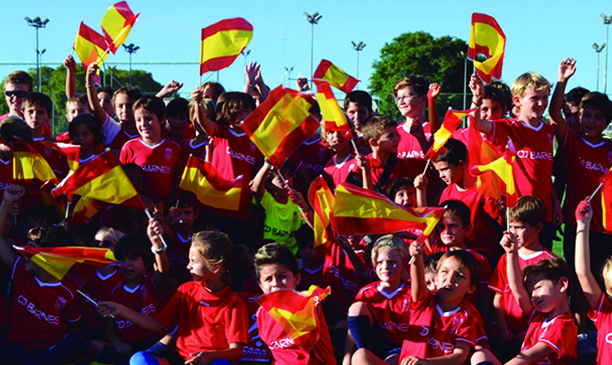 Los jóvenes jugadores de Murcia, con la Selección Sub-21