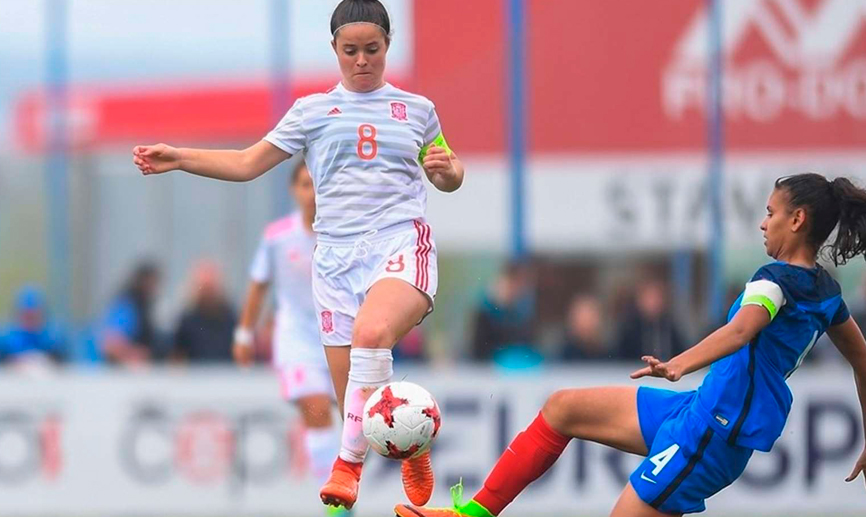 Nerea Eizaguirre durante un encuentro de la Selección española
