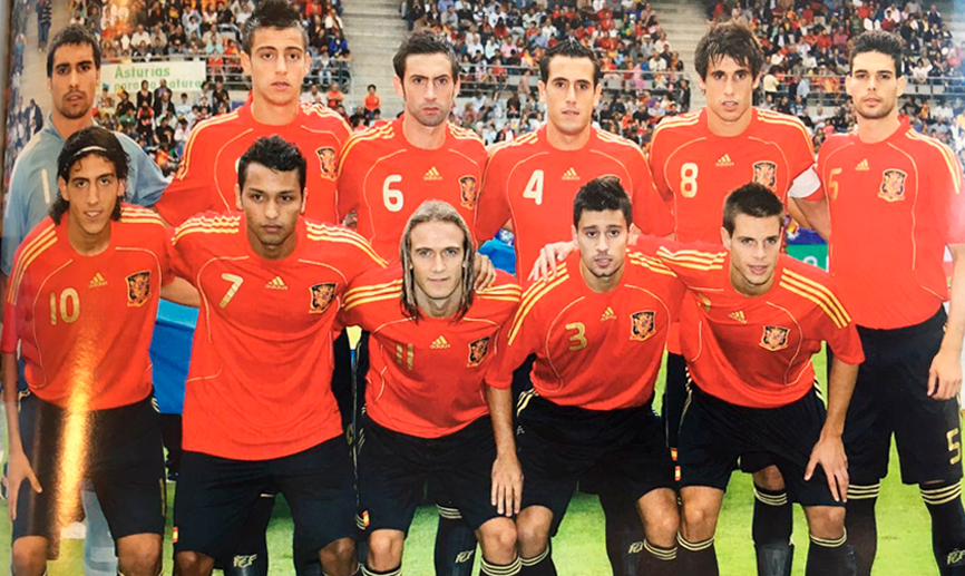 Equipo de la selección española Sub-21 que se enfrentó a Polonia el 4 de septiembre de 2009 