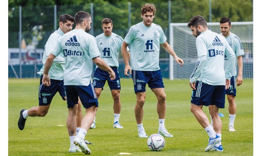 La Selección Española durante su entrenamiento en Ginebra