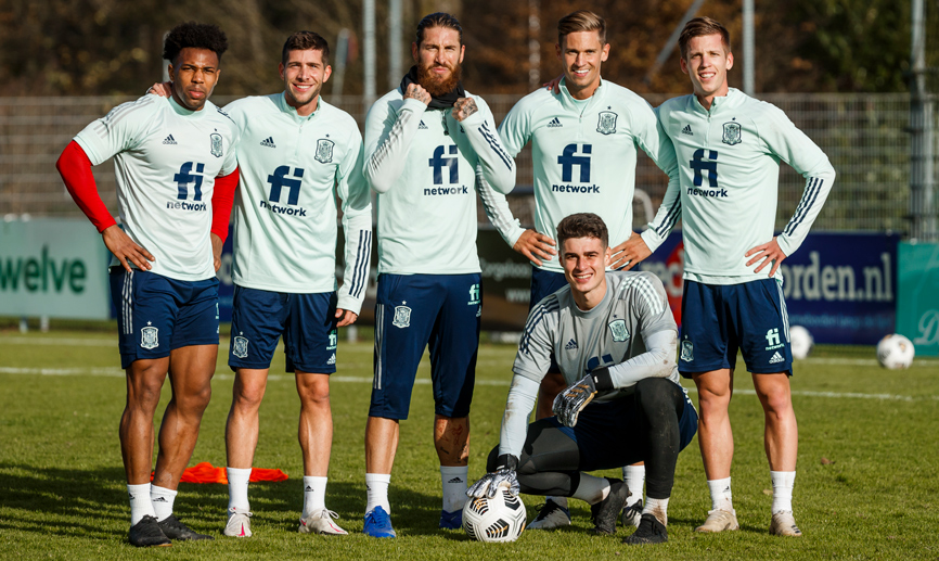 Varios jugadores de la Selección se unen en el entreno