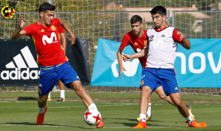 La Selección española Sub-21 se entrena en la Ciudad del Fútbol