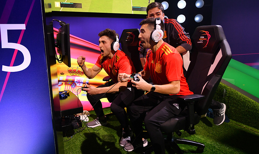 Momento de un partido de la Selección española de eFootball 