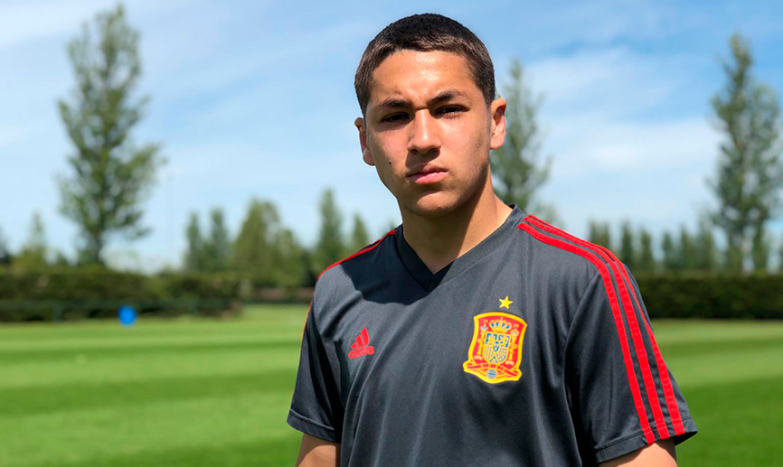 Óscar Aranda en un entrenamiento de la Selección