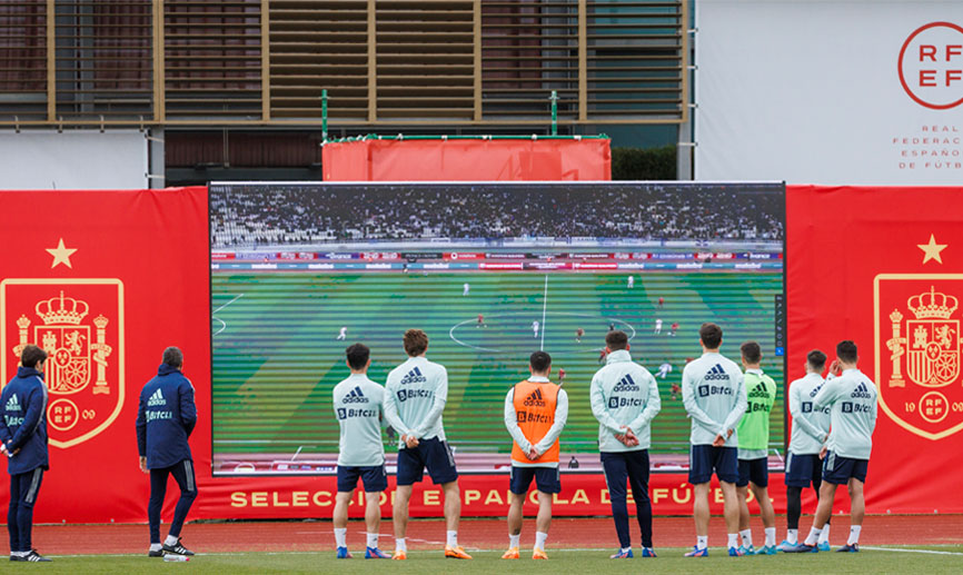 Los jugadores de la Selección Española durante el entrenamiento en la Ciudad del Fútbol