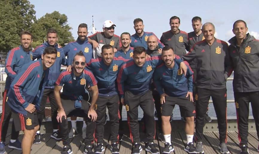 VIDEO | Los internacionales pasean antes de jugar contra Francia